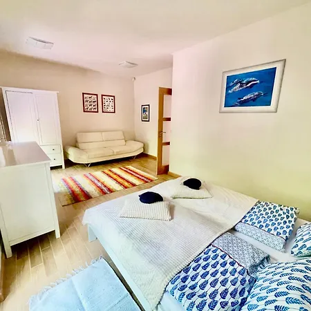 Capri Tiszaparti Vendeghaz