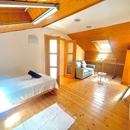 Capri Tiszaparti Vendeghaz Guest house Rakamaz